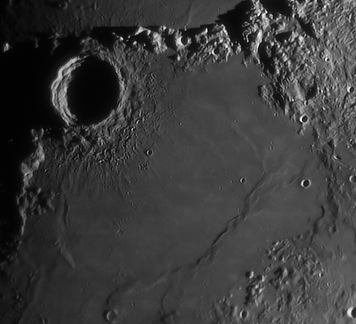 Ausschnitt Eratosthenes - Sinus Aestuum mit Bodenwellen -- Ausschnitt Archimedes -- Montes Apenninus über Archimedes bis zum Alpental am 19-01-24 mit STF Mirage 7 und ASI 178MC